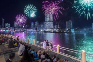 brisbane riverfire