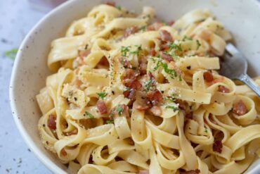 carbonara with fettuccine