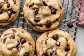 choc chip biscuits