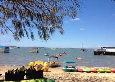 coochiemudlo island qld