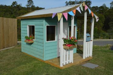 cubby house painting ideas