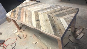 diy pallet table