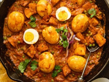 egg with potato curry