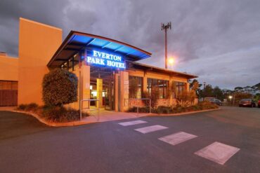 everton park hotel brisbane