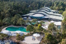 fraser island lodges