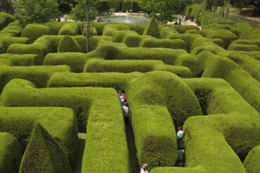 garden maze melbourne