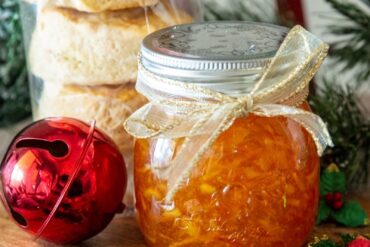 homemade christmas food gifts in a jar