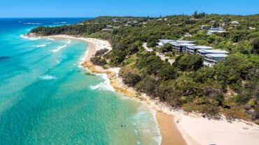 hotel stradbroke island