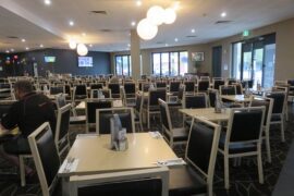 hotels mawson lakes