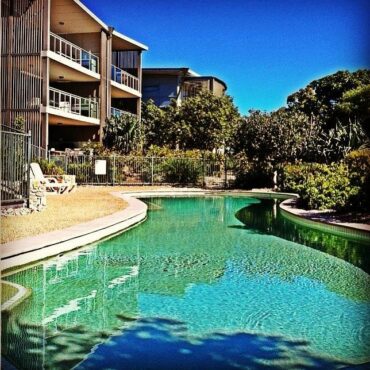 hotels stradbroke island