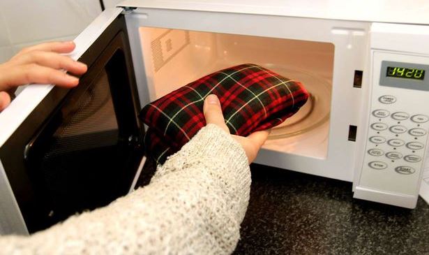 how long to heat a wheat bag in microwave