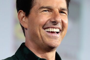 how old tom cruise