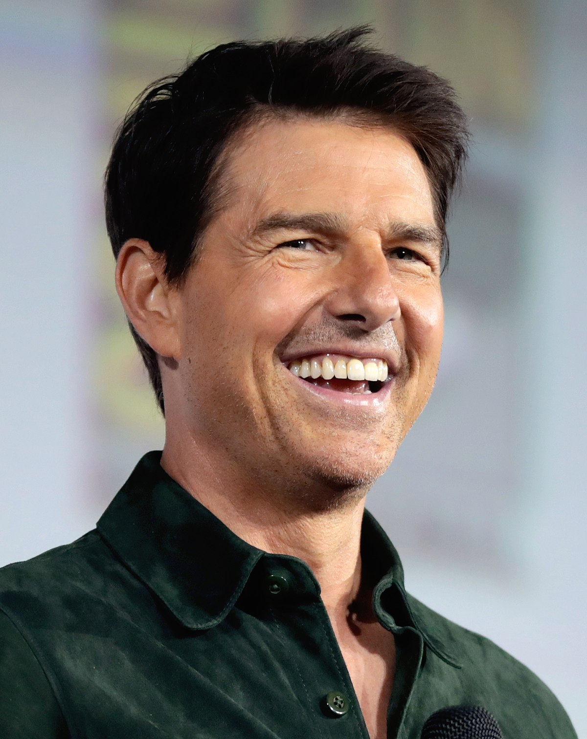 how old tom cruise