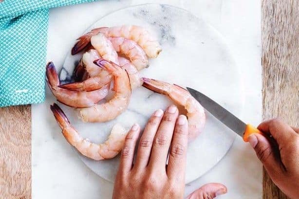 how to prepare prawns