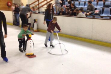 ice skating acacia ridge