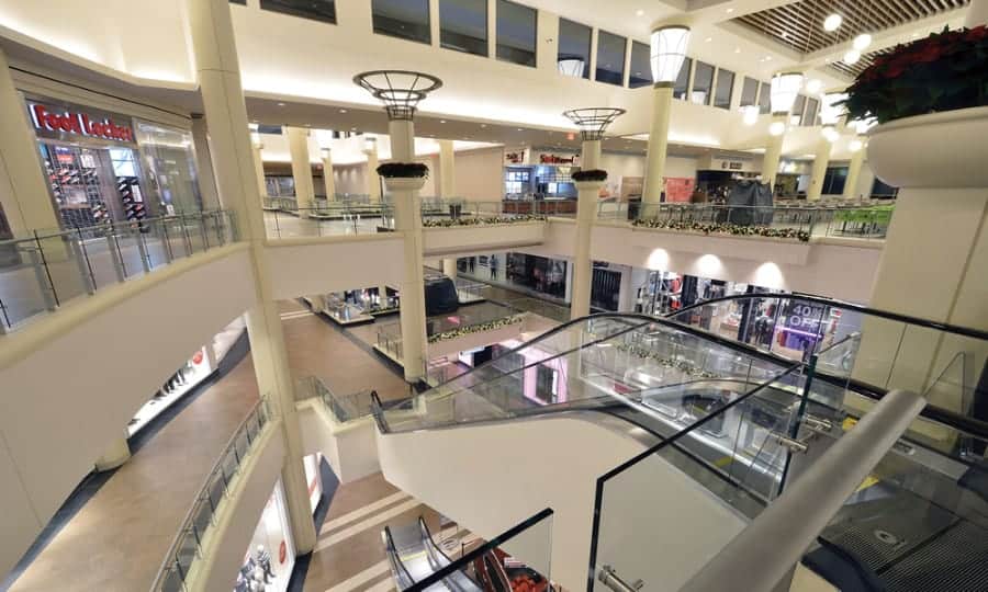 mall shopping center