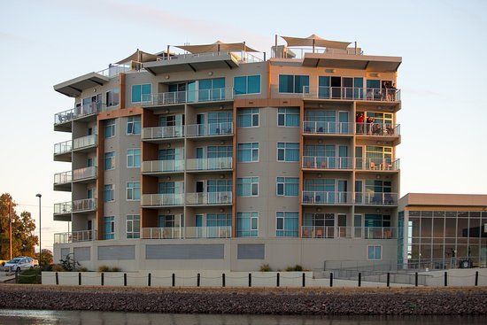 marina apartments wallaroo