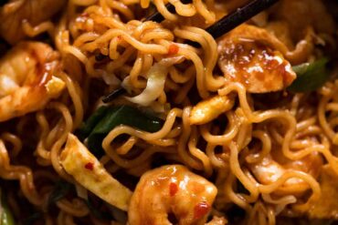 mi goreng noodles