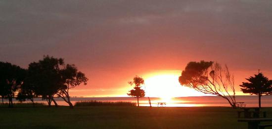 milang lakeside caravan park