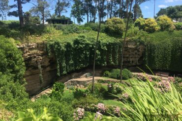 mt gambier sinkholes