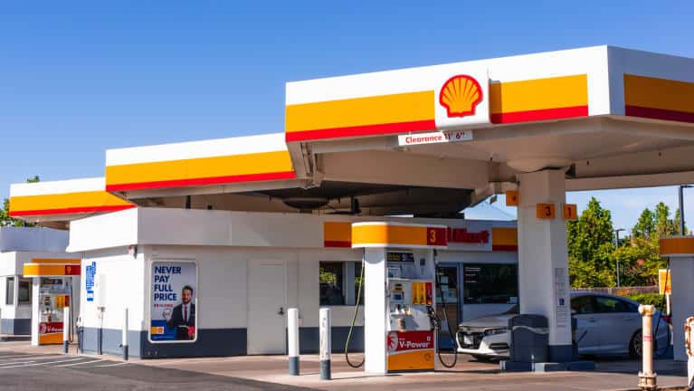 find-convenient-petrol-stations-near-you