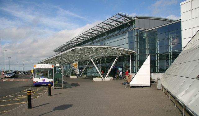 newcastle airport united kingdom