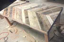 pallet table diy