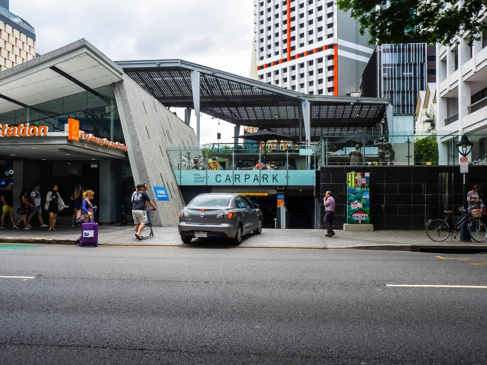 parking at king george square