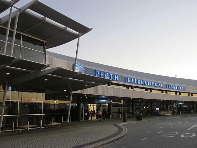 parking perth airport wa