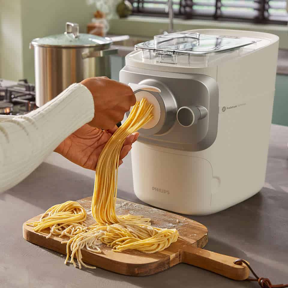 Find Your Perfect PastaMaking Companion with the Philips Pasta Maker