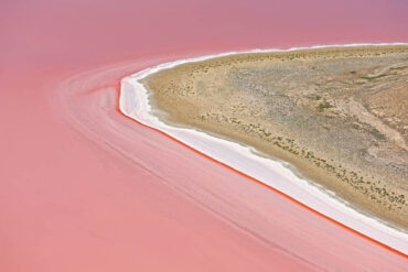 pink lake in adelaide