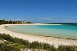 places to stay in coral bay western australia