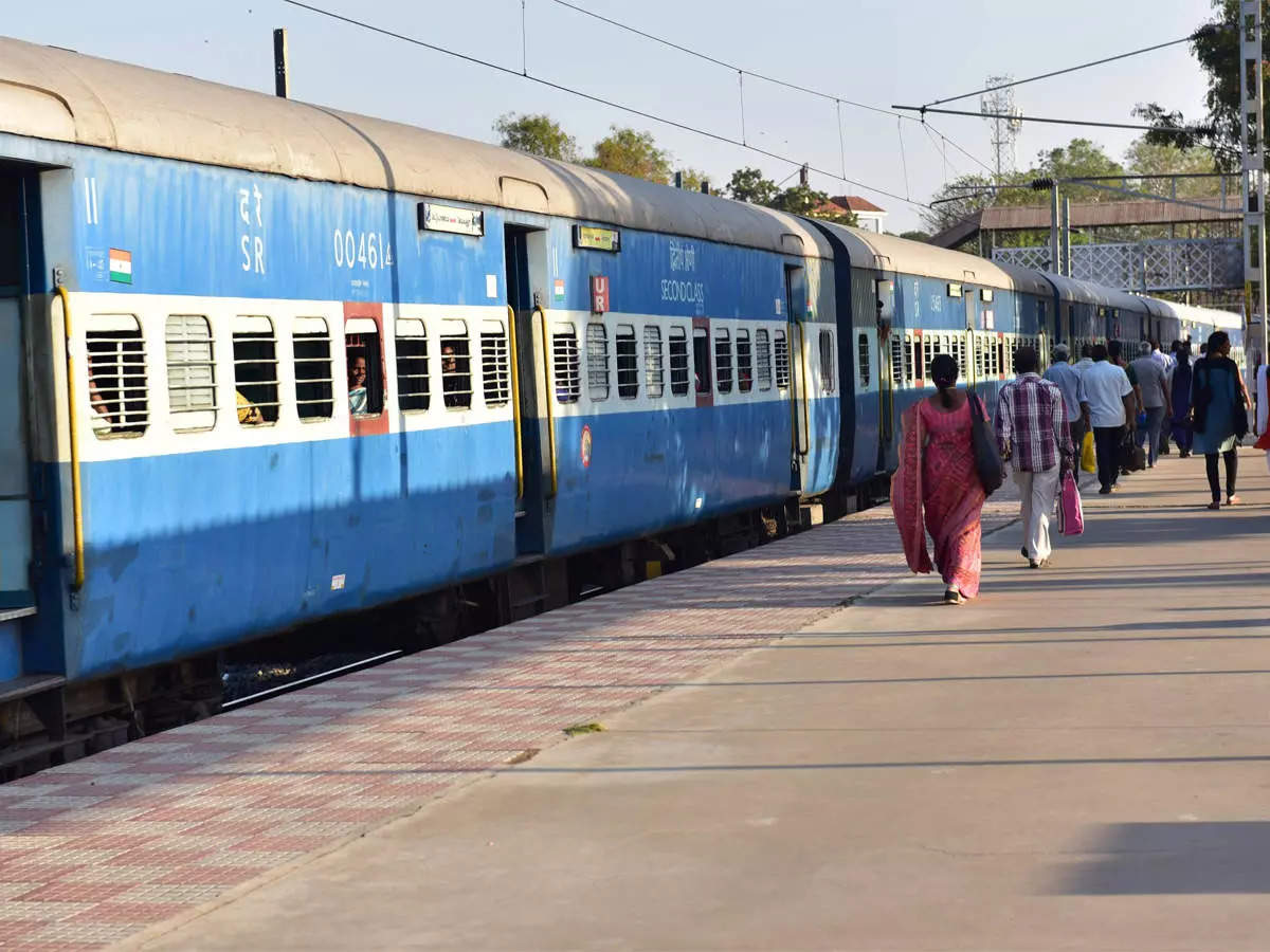 railway station train