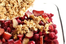 rhubarb raspberry crumble