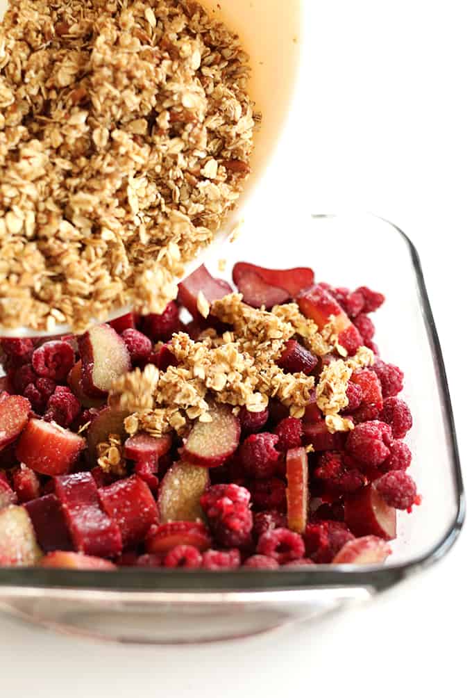 rhubarb raspberry crumble