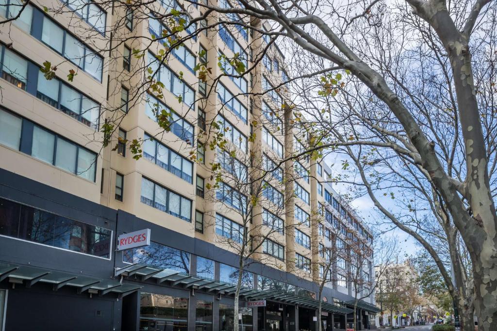 rydges sydney surry hills