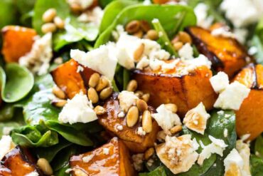 salad with roasted pumpkin