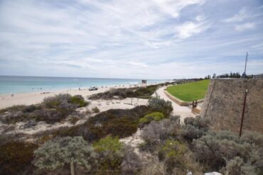 sea breeze perth wa