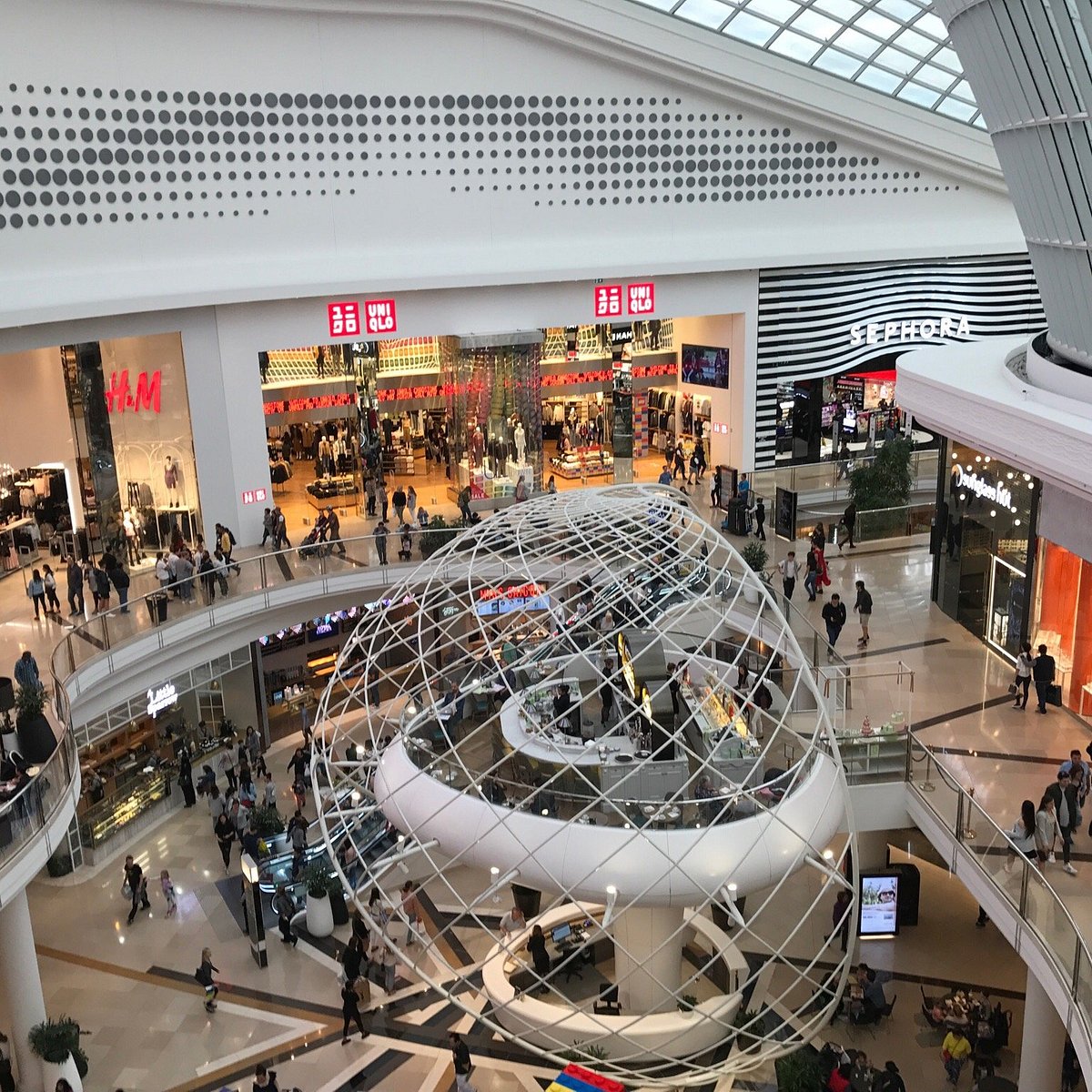 shopping centre melbourne chadstone