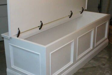 sitting bench with storage