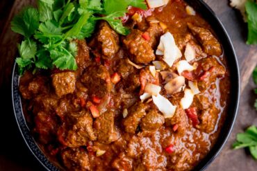 slow cooker beef curry