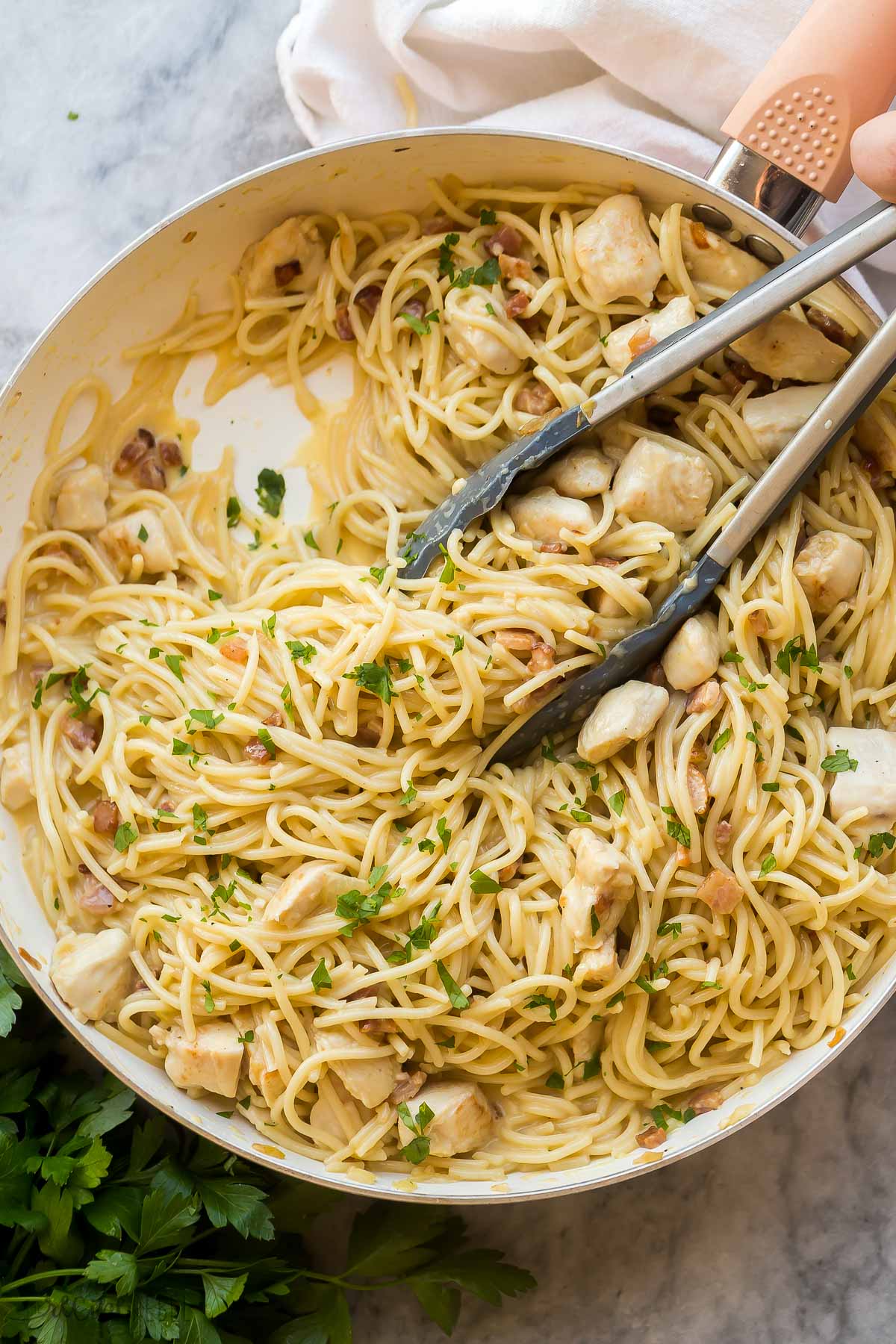 spaghetti carbonara with chicken