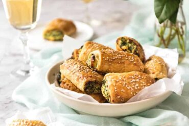 spinach ricotta rolls