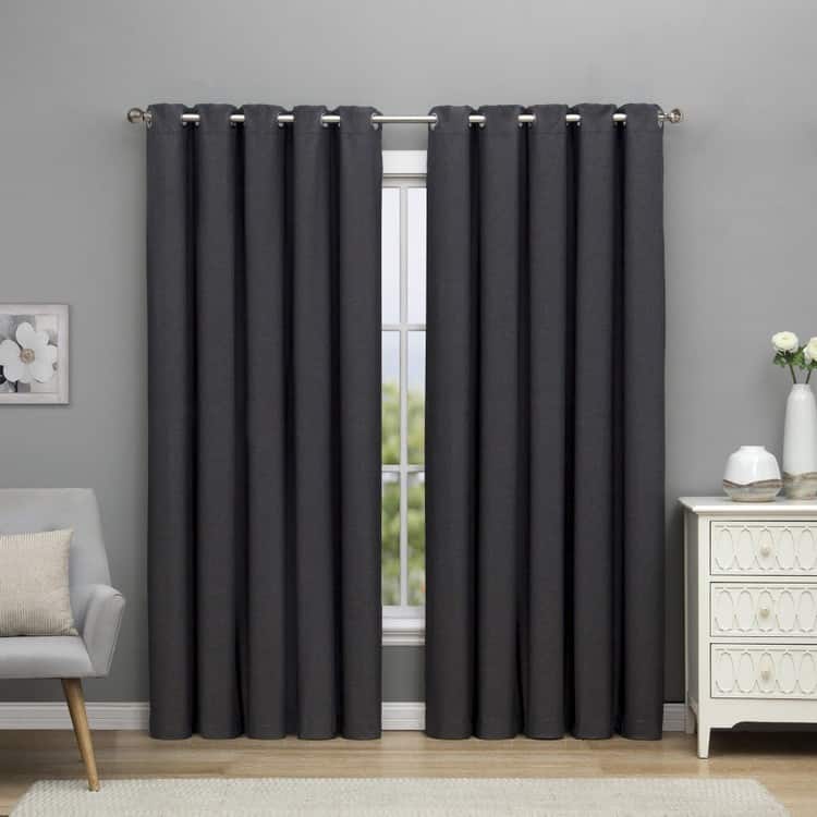 Discover the Benefits of Blockout with Spotlight Curtains!
