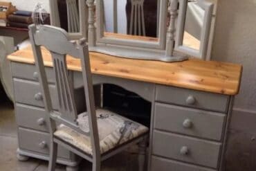 upcycle dressing table