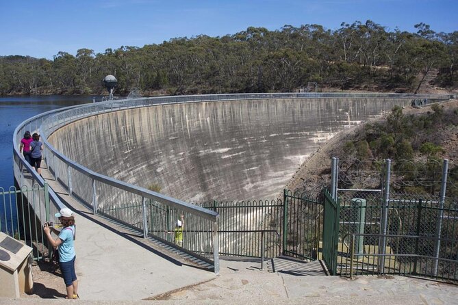 whispering wall