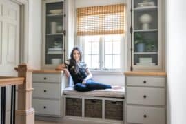 window seat with bookshelves