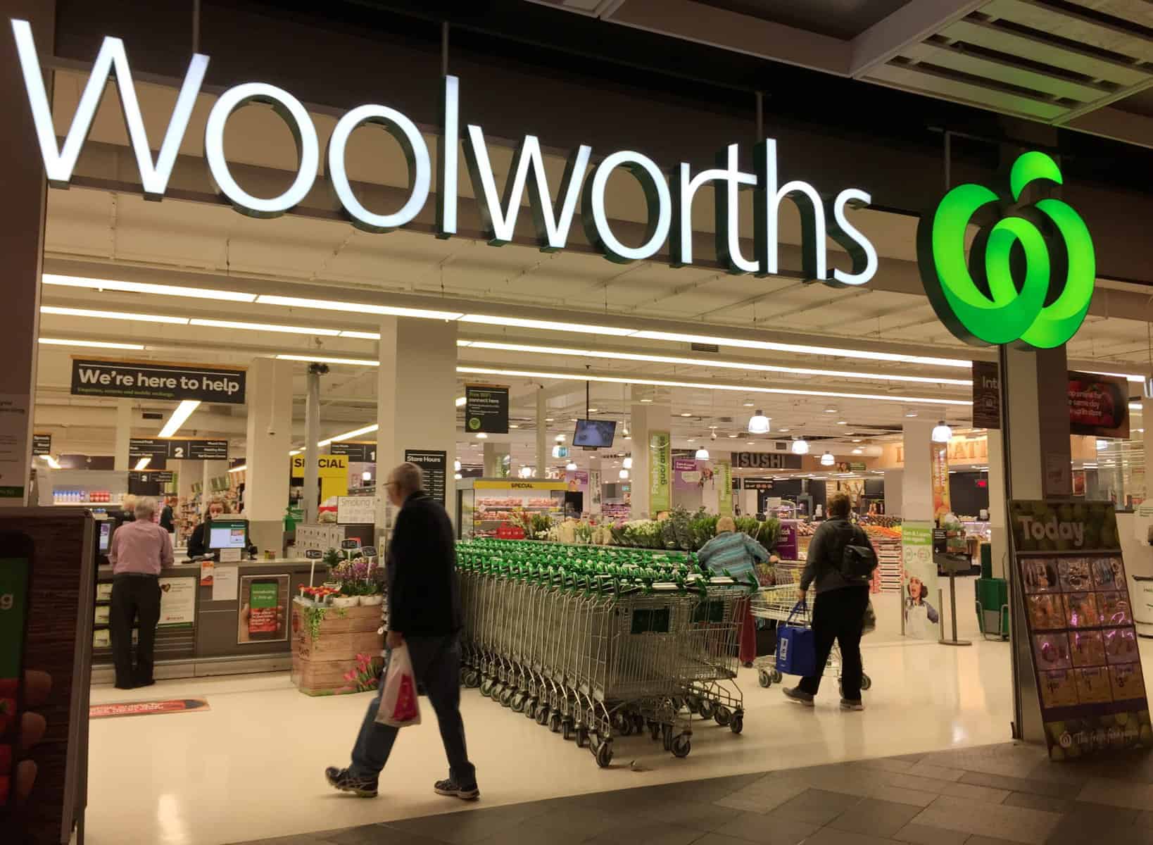 woolworths shoppers