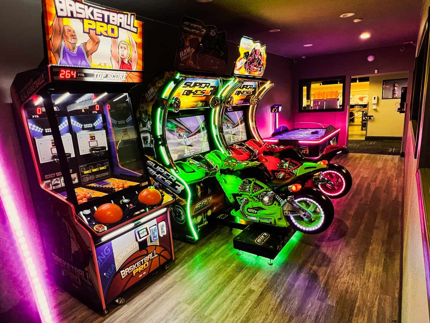 Arcades in Santa Clarita California