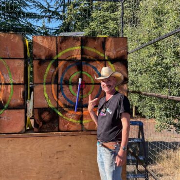 Axe Throwing in Bellevue Washington